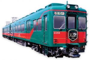 高野山への観光は車をやめて電車を利用するのも良いかもしれない