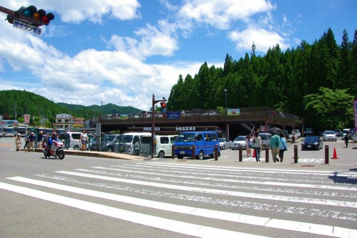 中の橋駐車場